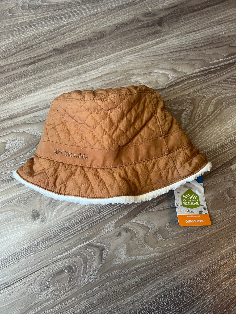 NWT Unisex Columbia Winter Pass II Reversible bucket hat